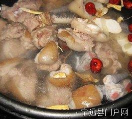 吃猫蛇2.jpg