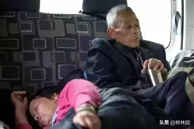 02.jpg